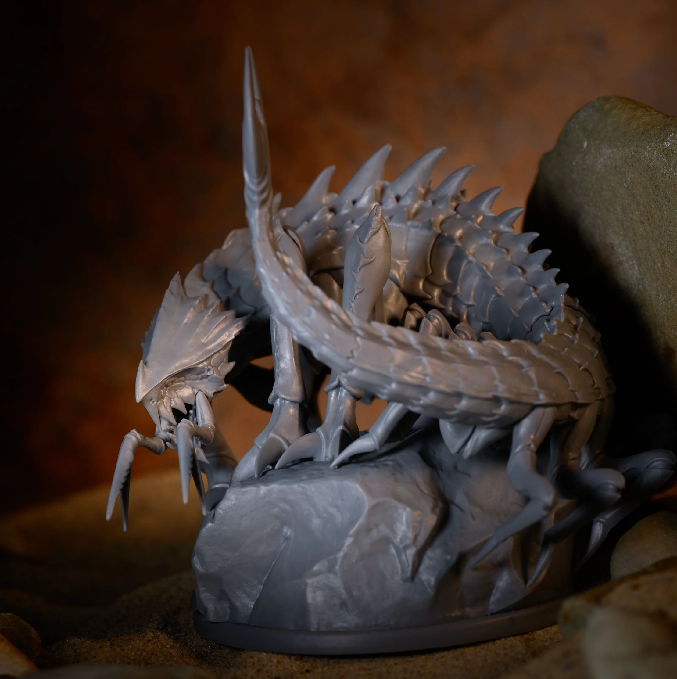 Gargantuan Chasmfiend Premium Miniature - Image 4